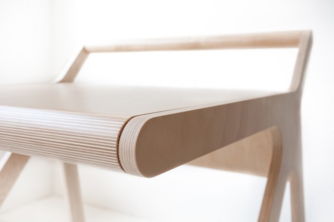 K desk03