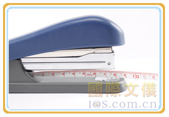 益而高流线型订书机